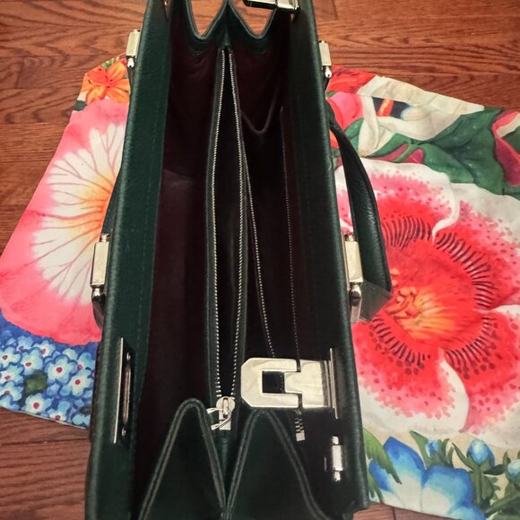Gucci Bag - Picture 5 of 6
